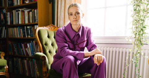 FLORRIE OFFICIAL CHAT INTERVIEW 1