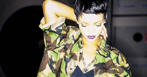 Rihanna equals Madonna's chart record with Unapologetic | Official