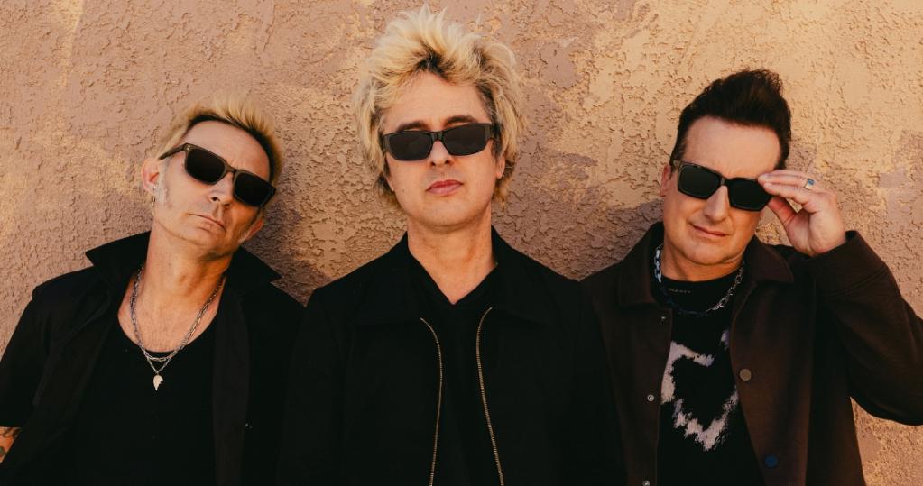 Green Day storm ahead for fifth UK Number 1 album with Saviors