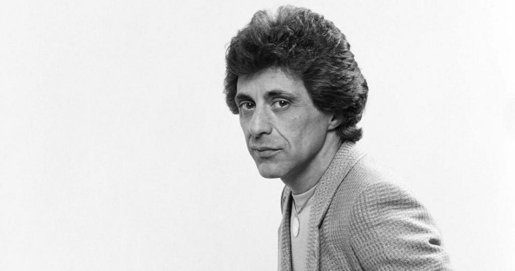 FRANKIE VALLI songs and albums full Official Chart history