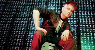 LOOK MUM NO COMPUTER Eurovision Song Contest UK entry