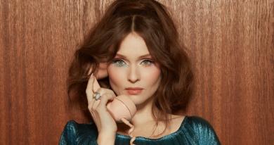 SOPHIE ELLIS-BEXTOR Songs And Albums | Full Official Chart History